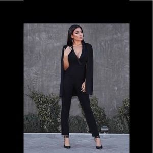 NWOT...Jumpsuit Batwing